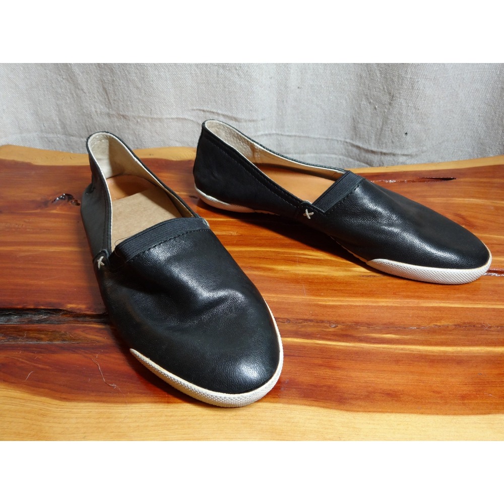 Frye Slip On Flats Womens Size 6 Black Leather Low Profile Minimalist Comfort